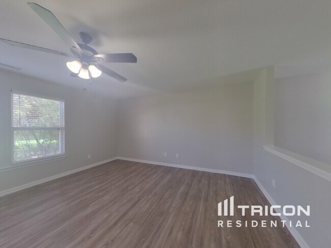 Building Photo - 3436 Pikes Peak Dr