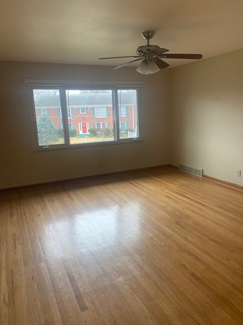 Photo - 2713 Riedling Dr Apartment