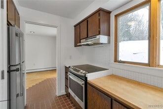 Building Photo - 2955 E Church St