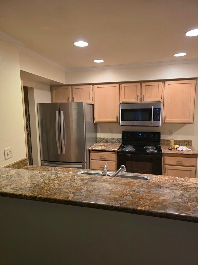 Building Photo - 1001 W Casino Rd