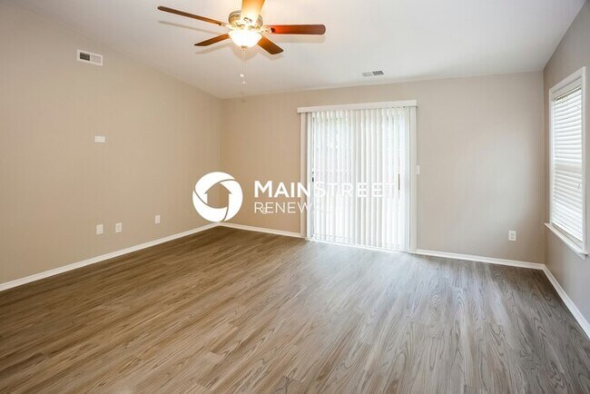 Foto del edificio - 3 Bedroom Pet-Friendly Home in Huntersville, NC with Main Street Renewal