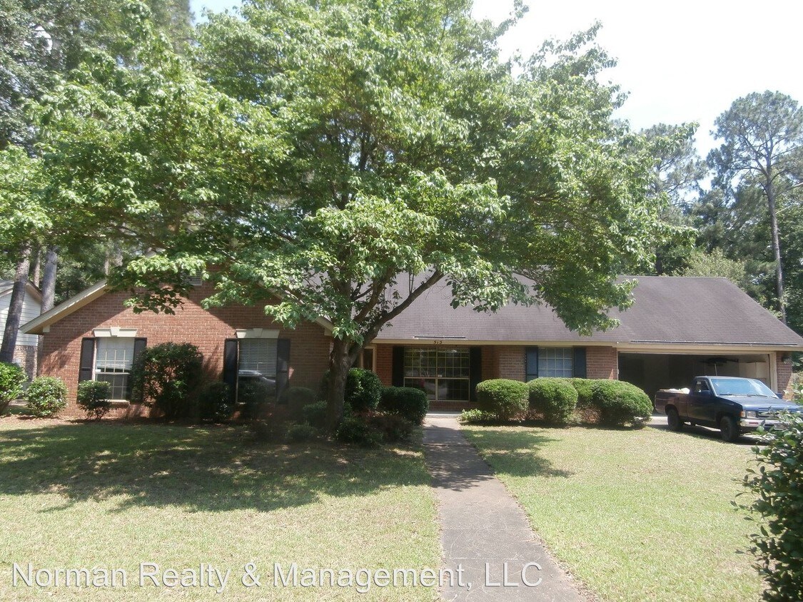 Primary Photo - 4 br, 2 bath House - 513 Wellington Way