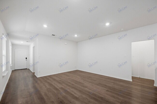 Foto del edificio - 3519 Mildren Bnd