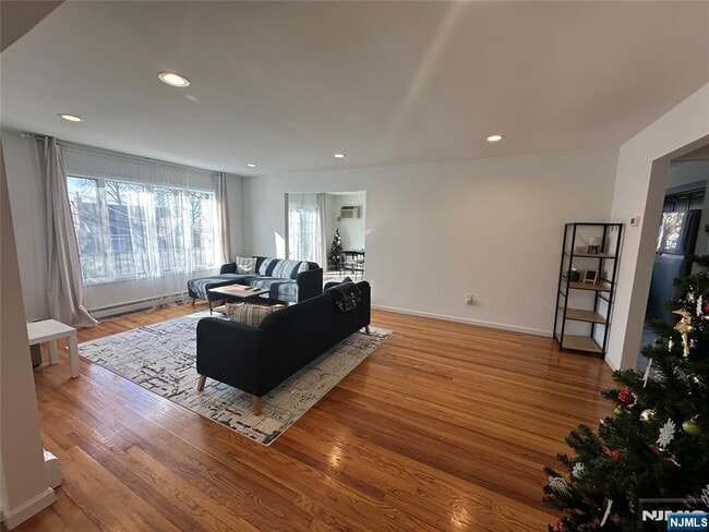 Building Photo - 531 US-1