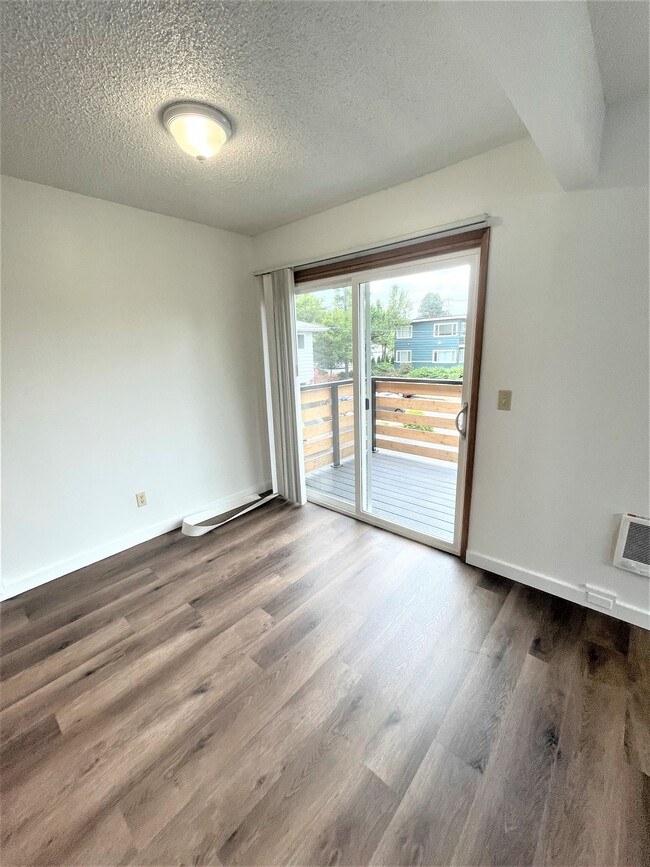 Building Photo - 2636 NE Weidler St