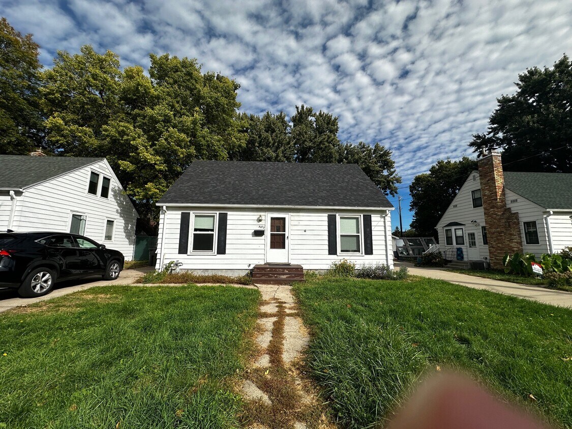 Primary Photo - 5012 E 54th St