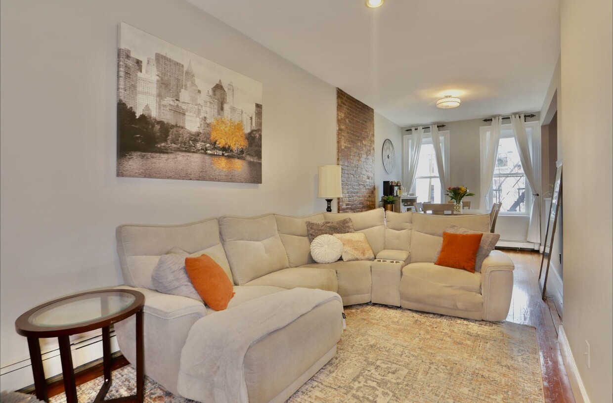 Foto principal - 635 Garden St
