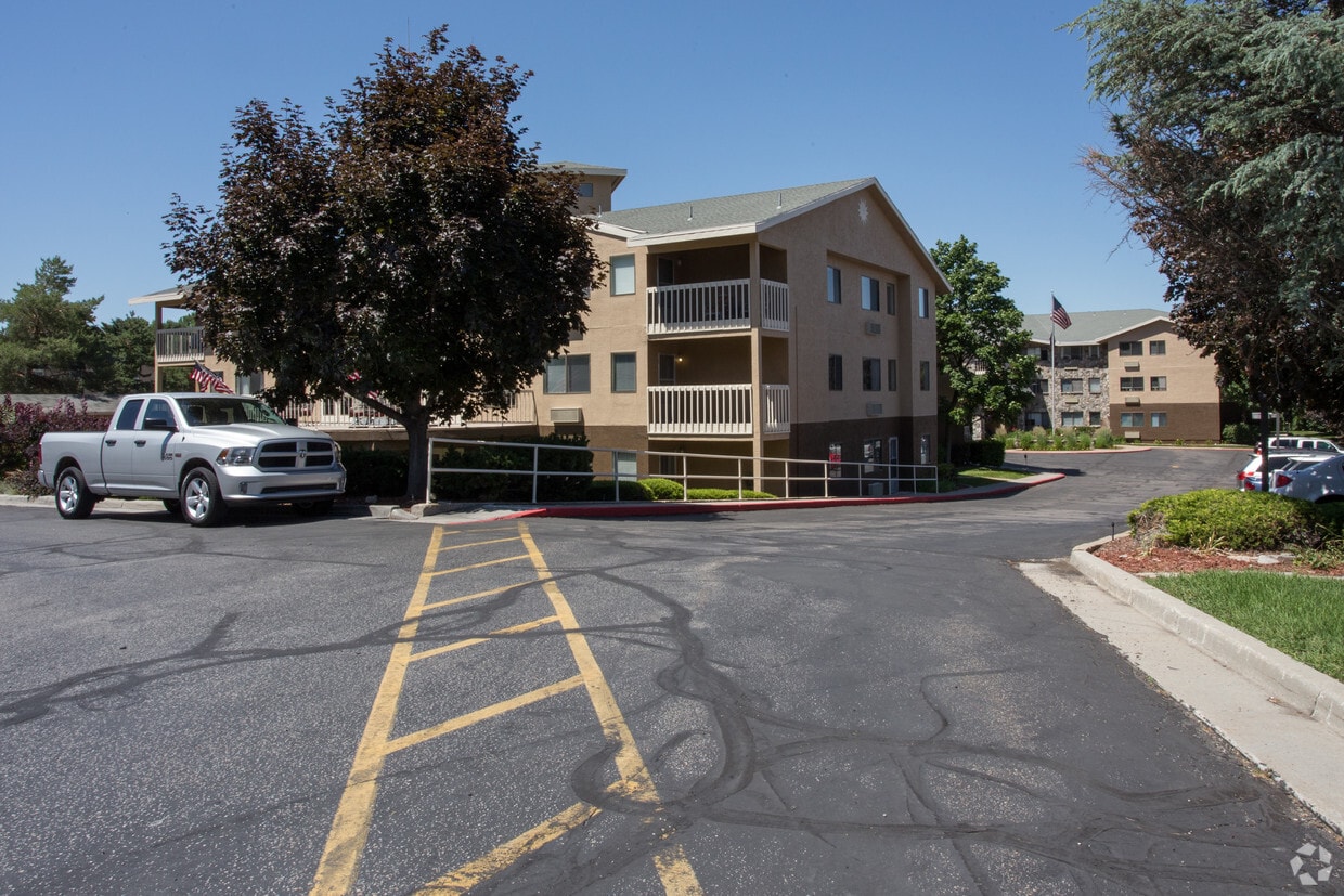 Harrison Regent Apartments in Ogden, UT