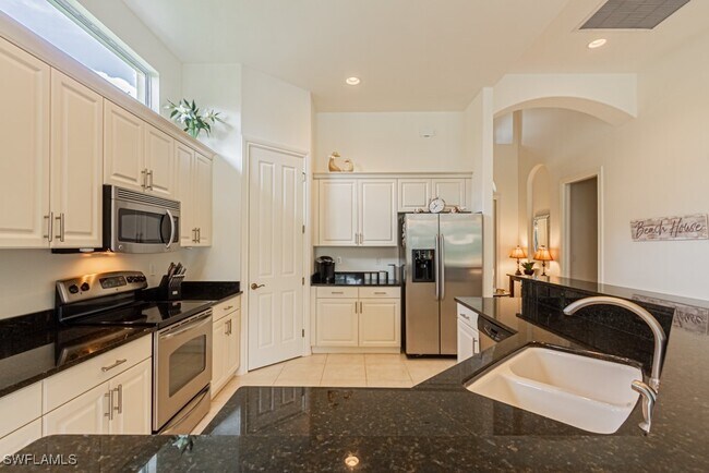 Foto del edificio - 6534 Caldecott Dr
