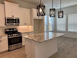 Foto del edificio - 27239 Lombard Wood Dr