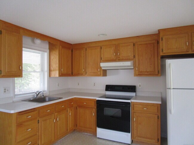 Foto del edificio - 769 Norwich Ave