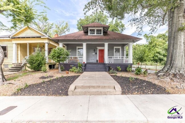 Building Photo - 1475 3rd St