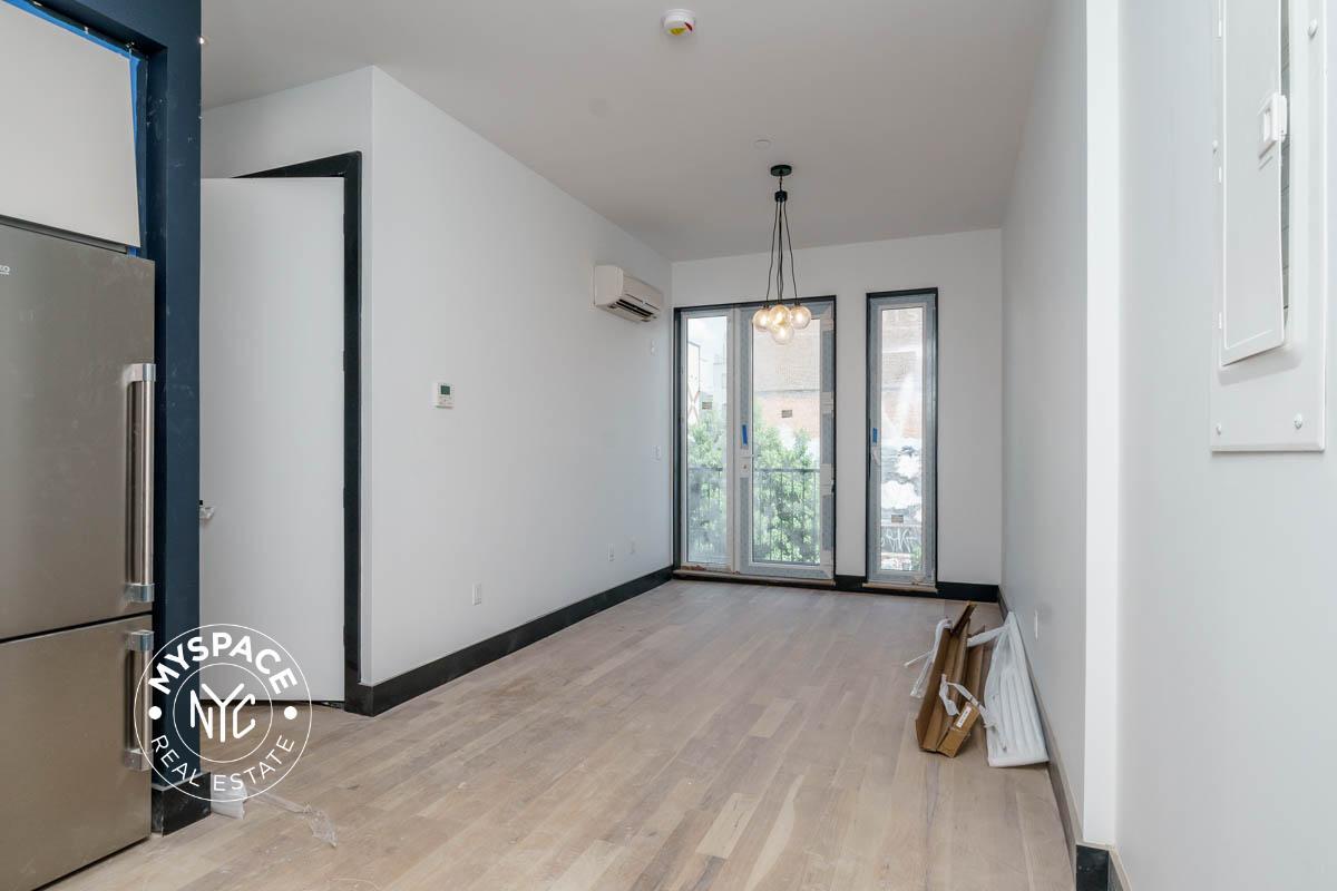 Foto principal - 923 Broadway