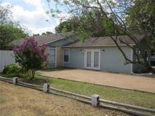Building Photo - 2600 S Bagdad Rd