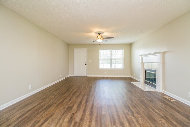 Foto del edificio - 1244 St Andrews Dr