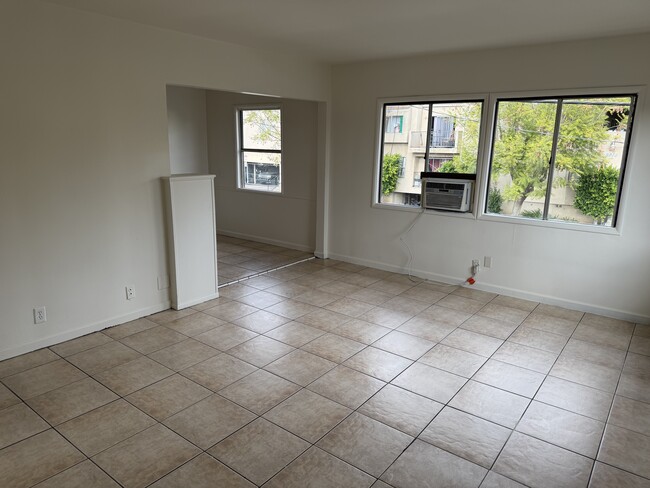 Building Photo - 15231 Acre St