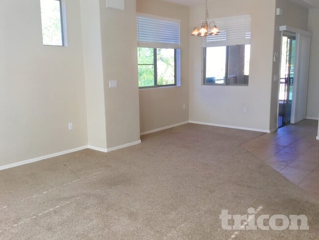 Foto del edificio - 3250 W Greenway Rd