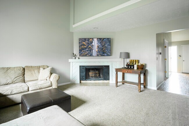 Sala de estar - 67 Groton Dr