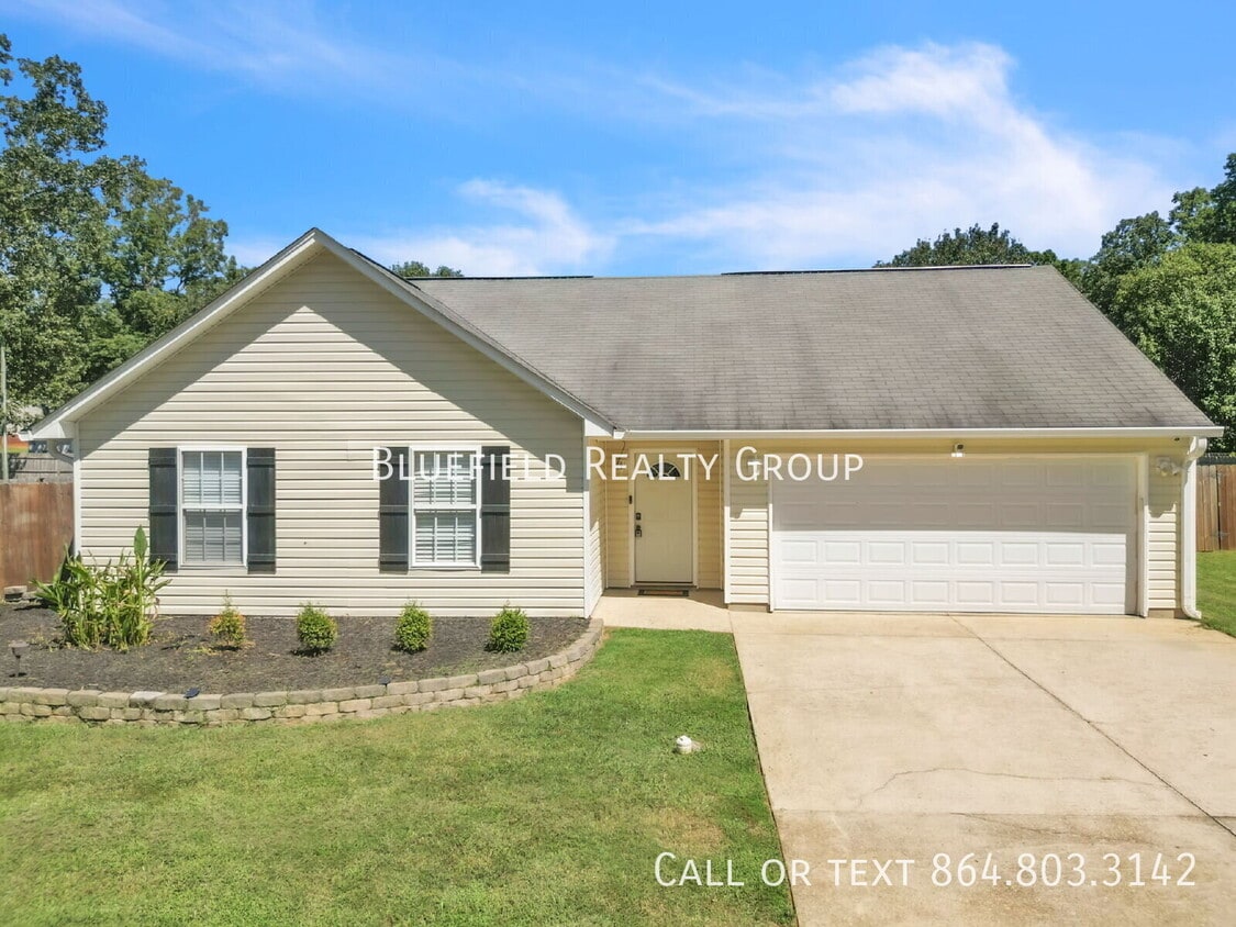 Photo - 106 Pine Needle Rd-