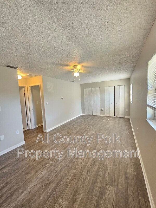 Foto del edificio - 455 Buck Moore Rd