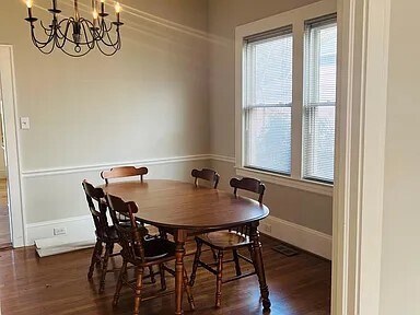 Foto del edificio - 2229 Rosewood Ave