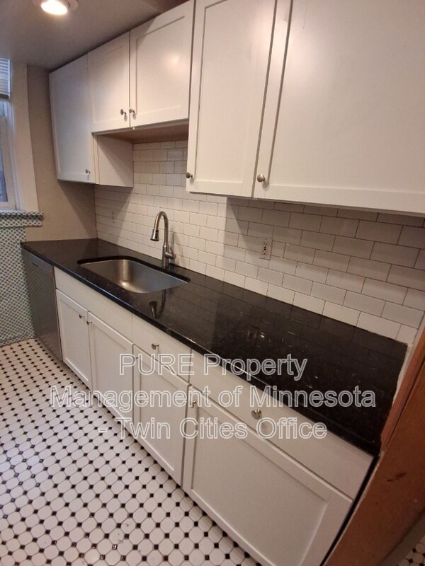 Building Photo - 3149 Aldrich Ave S