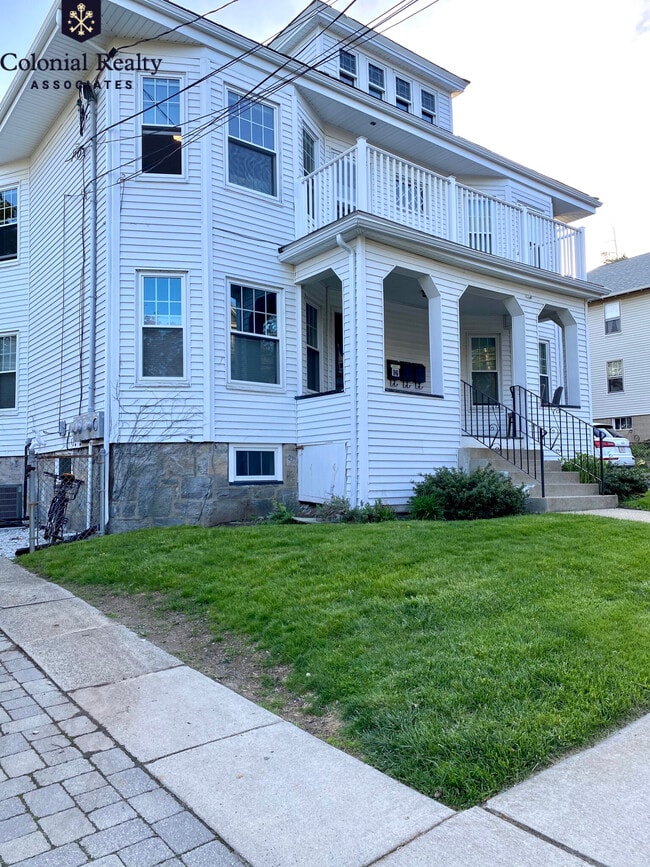 Building Photo - 98 Palfrey St