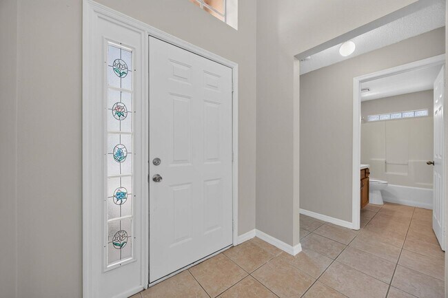 Building Photo - 2364 Paulette Dr