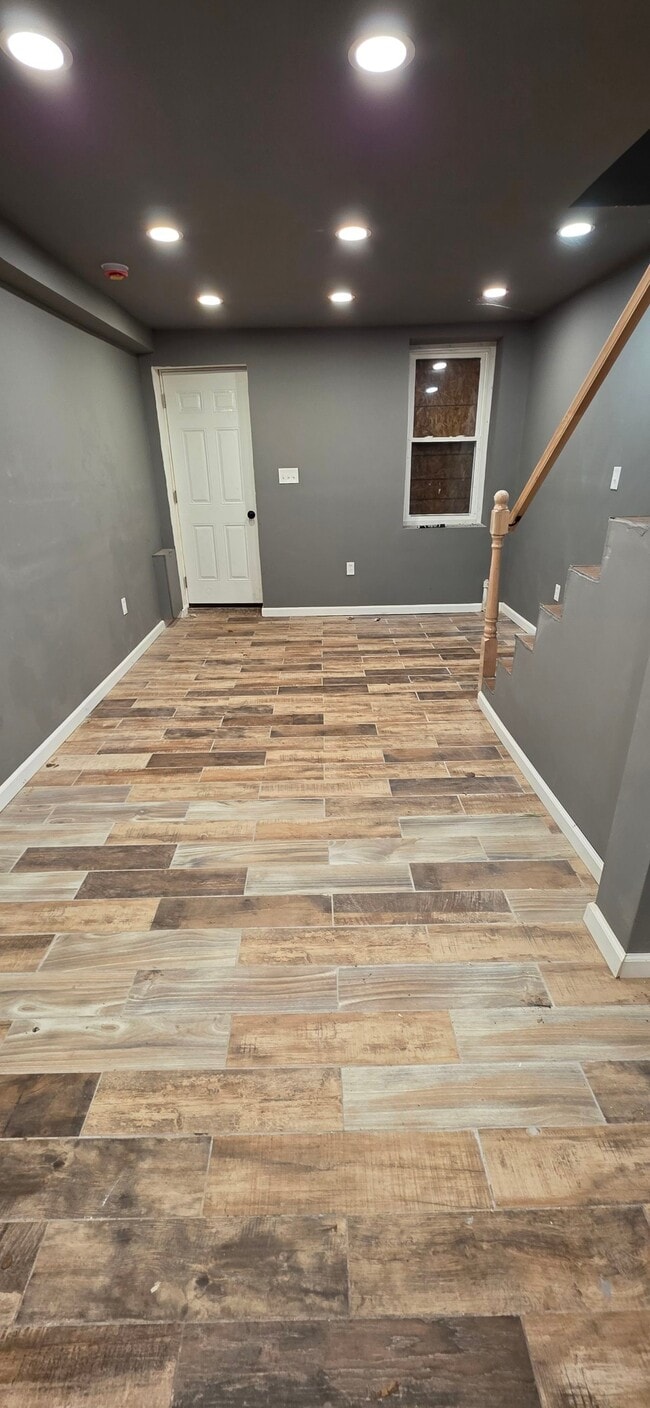 Foto del edificio - 120 S Carlton St