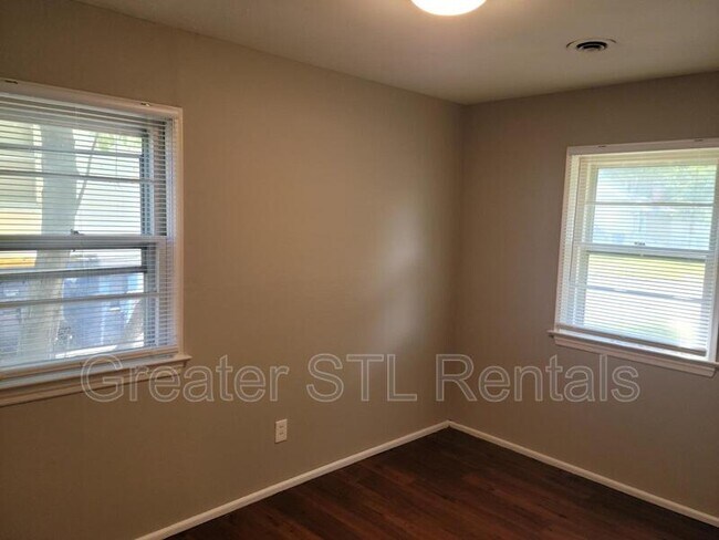 Building Photo - 4317 St Regina Ln
