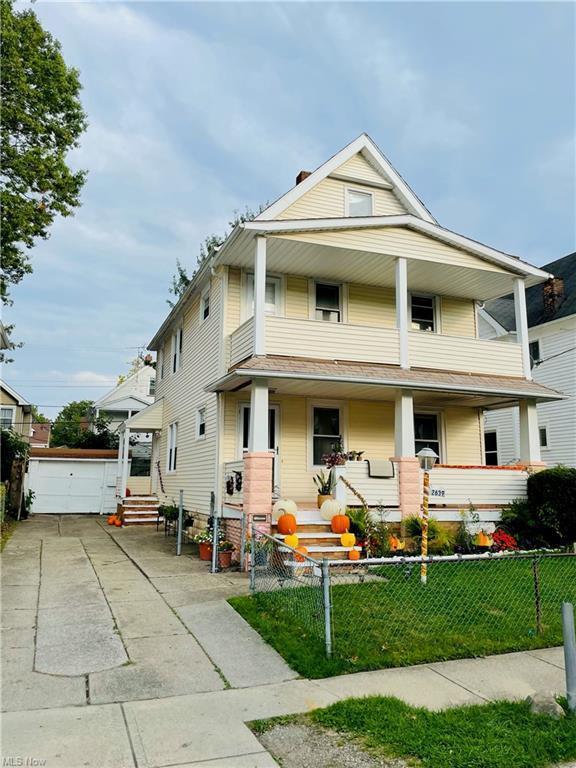 Building Photo - 2639 E 122nd St