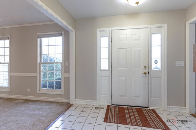 Foto del edificio - 1214 Shoreline Dr