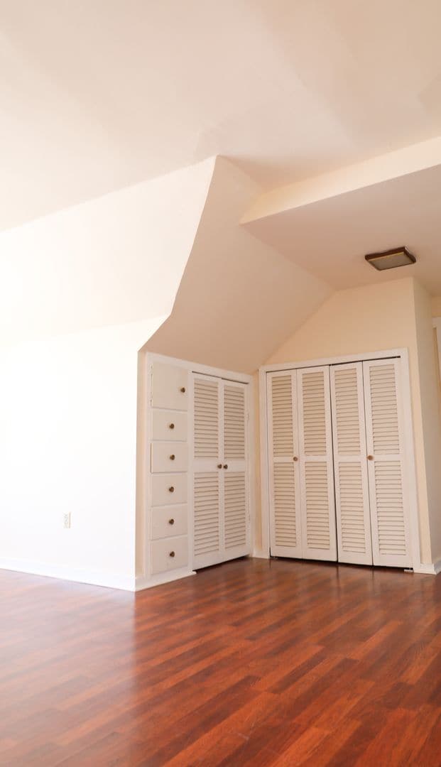 Photo - 42 N Prospect St Apartment