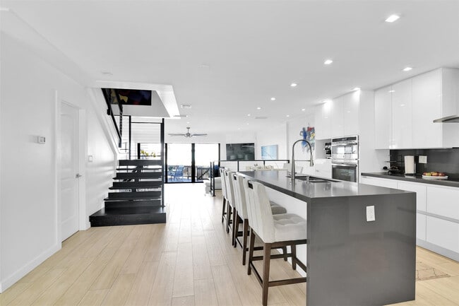 Building Photo - 1035 Boca Cove Ln