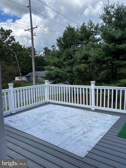 Foto del edificio - 1235 N 8th St