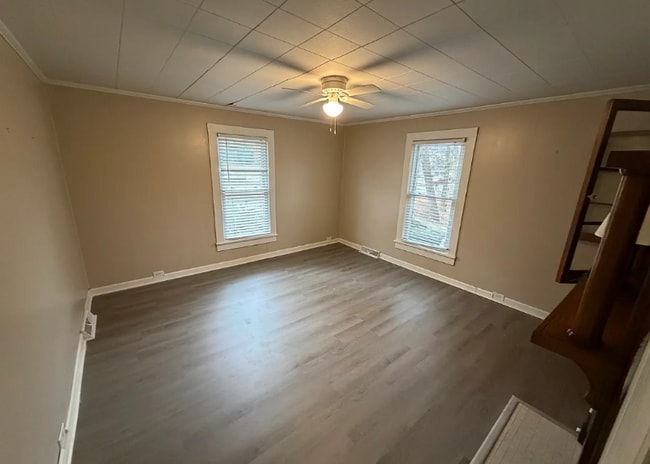 Foto del edificio - 18 N Central Ave