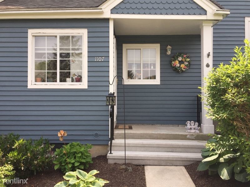Primary Photo - 2 br, 2.5 bath Townhome - 1107 Somerset Knoll