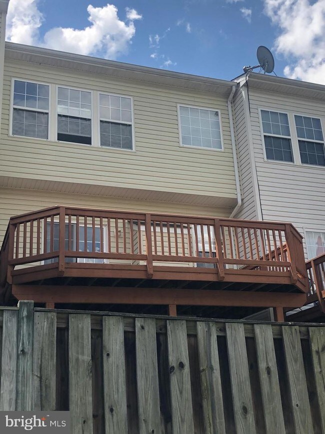 Foto del edificio - 13016 Shenvale Cir