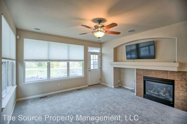 Building Photo - 3 br, 3.5 bath House - 5414 Northern Light...