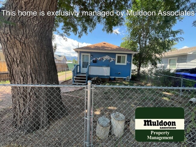 Beautifully remodeled Centrally located bu... - Beautifully remodeled Centrally located bu... House