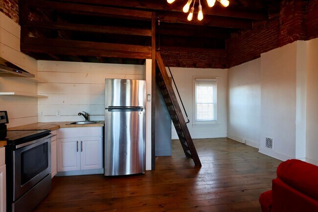 Foto del edificio - 343 N Mulberry St