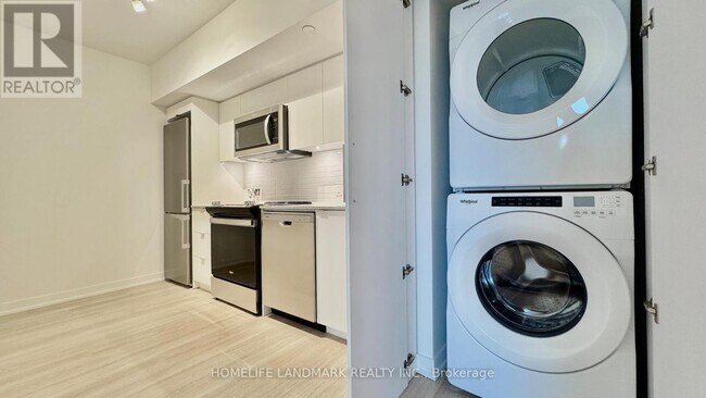 Photo du bâtiment - 500 Wilson Ave