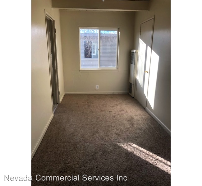 Building Photo - 610 Denslowe Dr