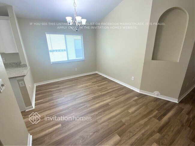 Building Photo - 2521 Ventura Cir