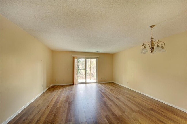 Building Photo - 639 Brockinton Point