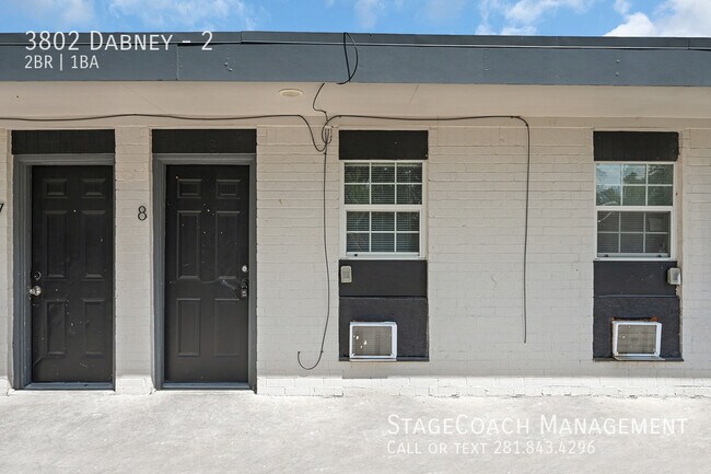 Foto del edificio - 3802 Dabney-2