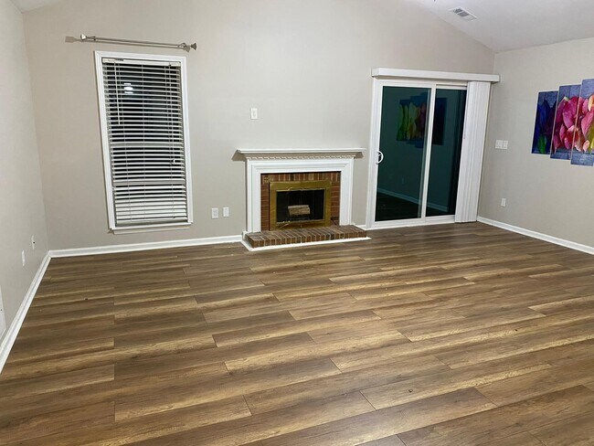 Foto del edificio - 3501 Chistow Rd