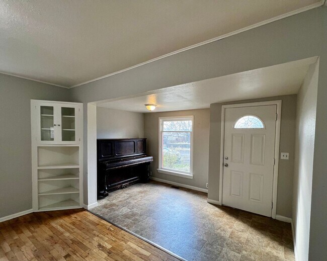 Foto del edificio - Charming Lower North Hill Home