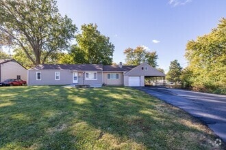 Building Photo - 10916 Pear Tree Ln