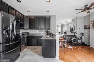 Building Photo - 8110 Cerromar Way